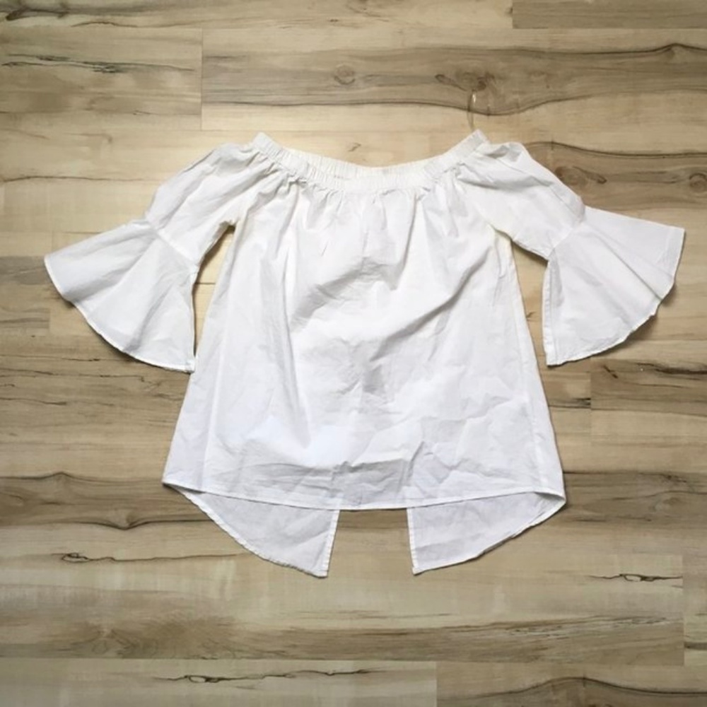 Live 4 truth white crop shoulder top frilly poofy